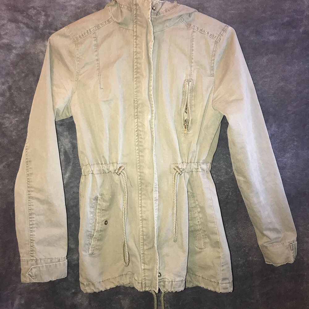 🧥 Army Color Jacket - Picture 2 of 5